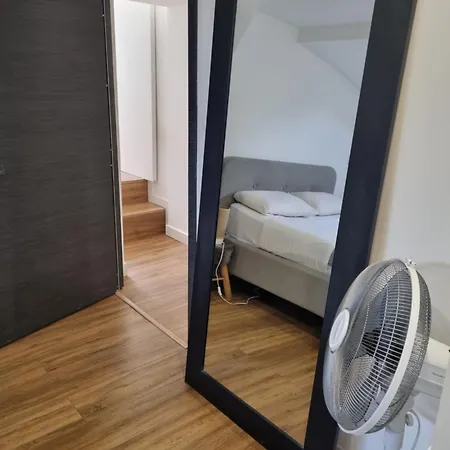 Maison Centre Avec Jardin アジャン