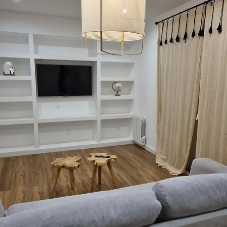 Maison Centre Avec Jardin アジャン